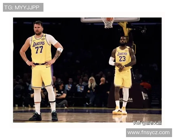 湖人掘金G4激战戴维斯关键表现助球队争夺总决赛席位